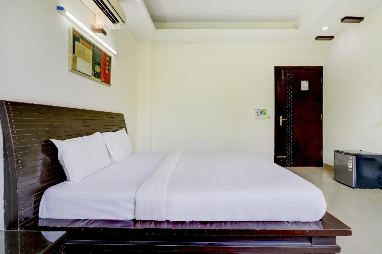 فندق Dreamz Hospitality غورغاون المظهر الخارجي الصورة