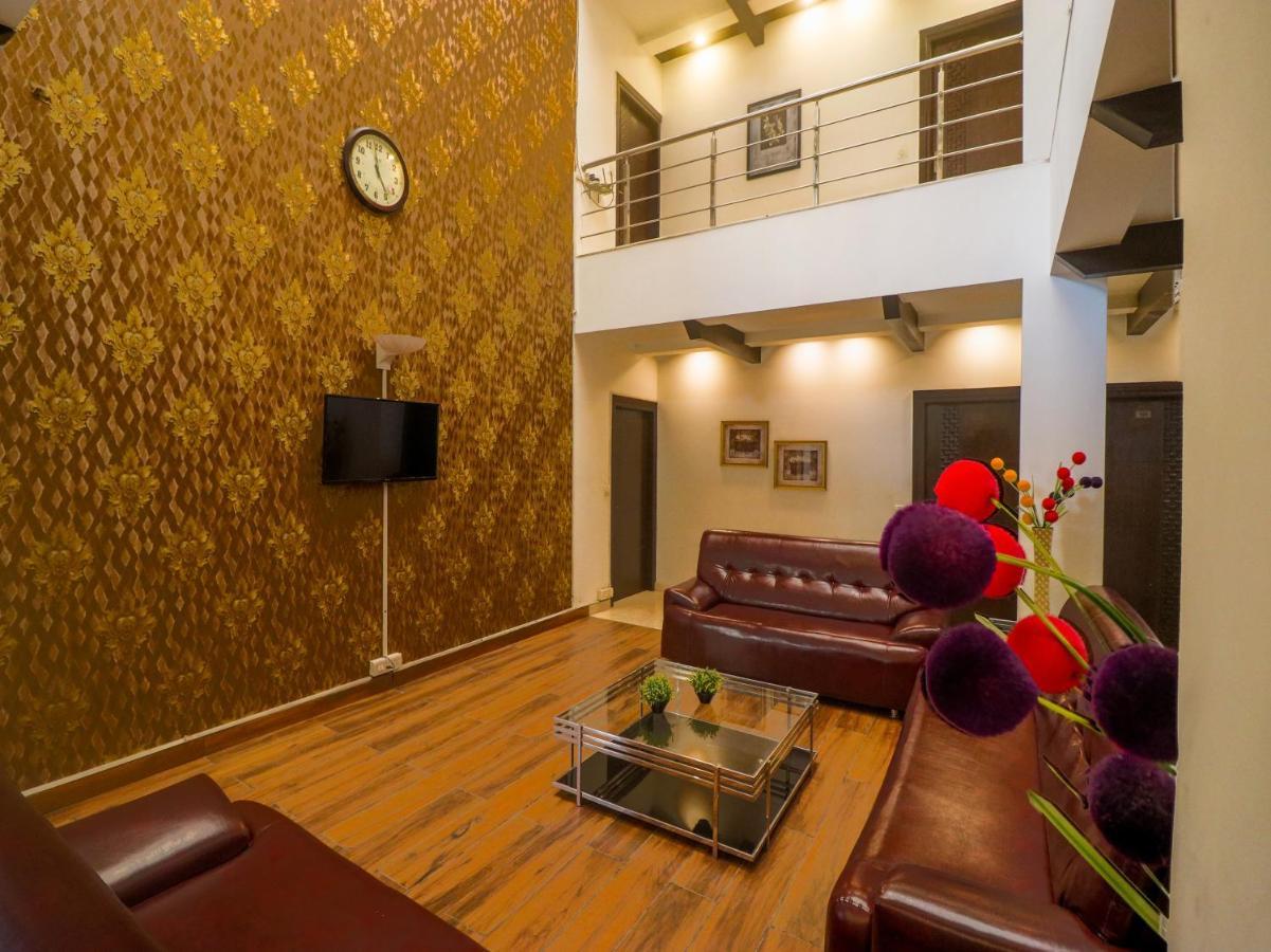 فندق Dreamz Hospitality غورغاون المظهر الخارجي الصورة