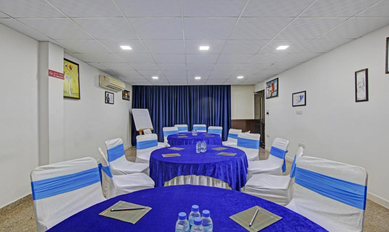 فندق Dreamz Hospitality غورغاون المظهر الخارجي الصورة