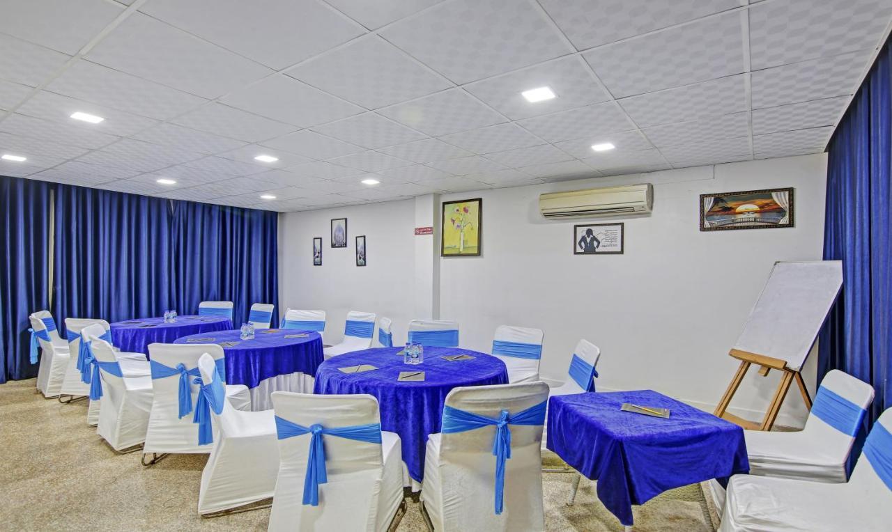 فندق Dreamz Hospitality غورغاون المظهر الخارجي الصورة